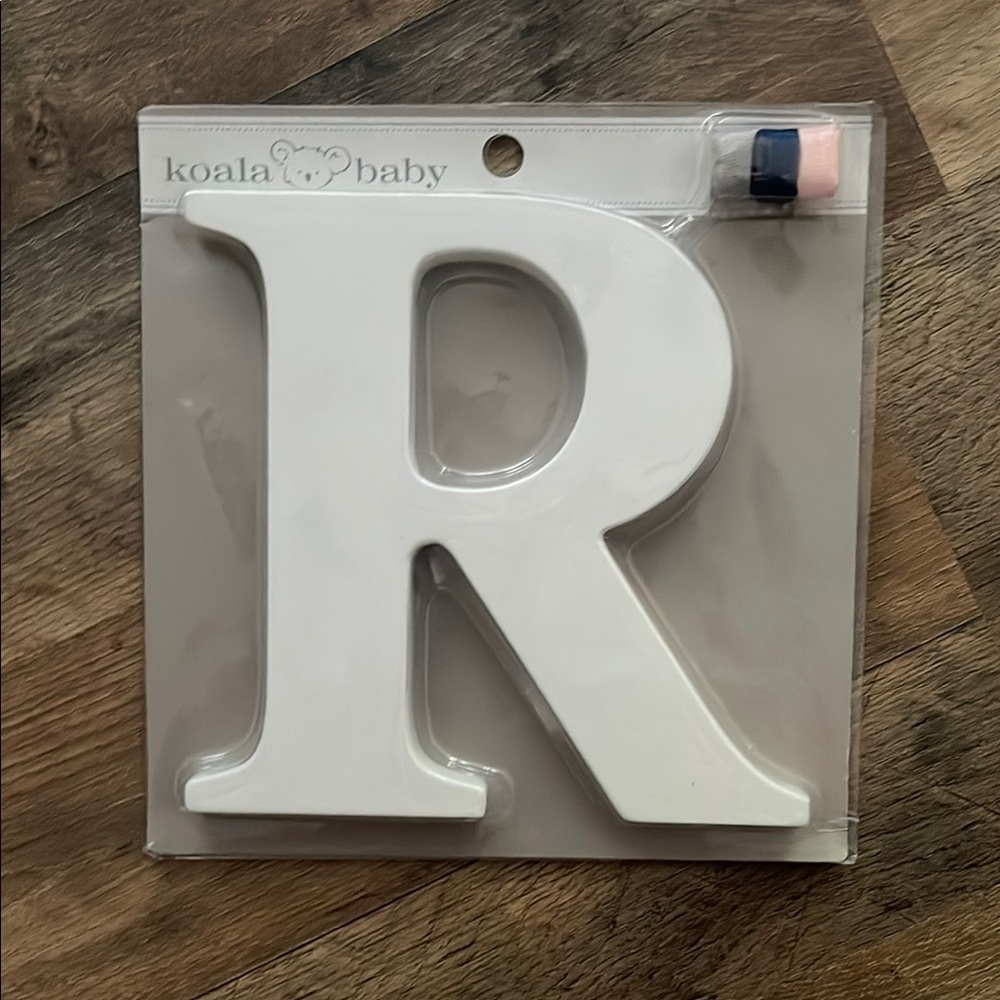 Koala Baby White Letter R Wall Decor